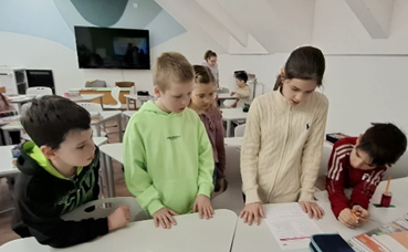 A képhez tartozó alt jellemző üres; image-10.png a fájlnév