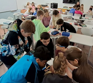 A képhez tartozó alt jellemző üres; image-8.png a fájlnév